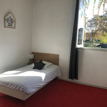 בריב-לה-גייארד Citotel Hotel Le Chapon Fin מראה חיצוני תמונה